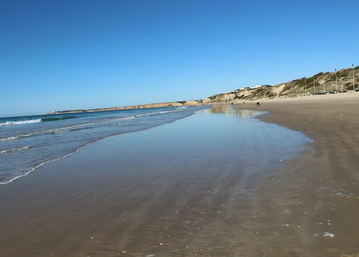 Luminoso Con Wifi * كونيل ذي لا فرونتيرا